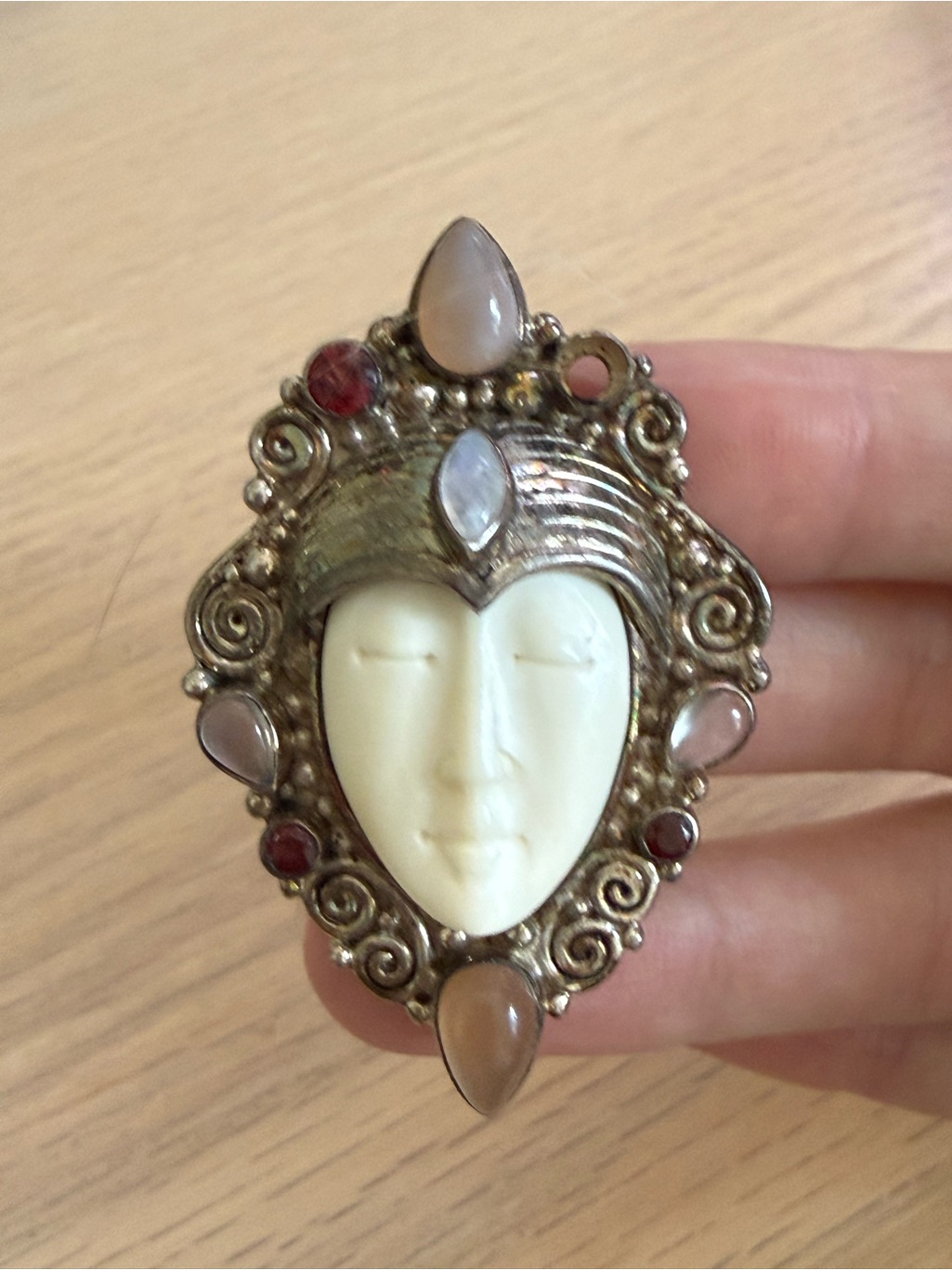 Vintage Sajen 925 Sterling Silver Carved Goddess Brooch/Pendant